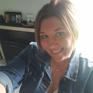 Meet your Posher, Stacy